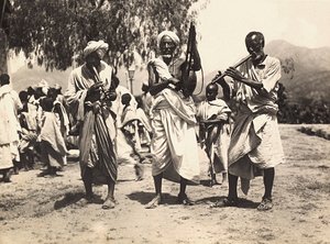 ファシズムの時代に帝国を築く：ハバブの音楽家たち 1936年09月05日（モノクロ写真