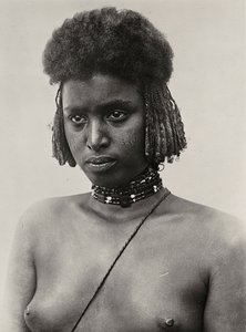 ファシズムの時代に帝国を築く：ビレンの女性 1936年09月05日（モノクロ写真 作： Modestino Baldinetti