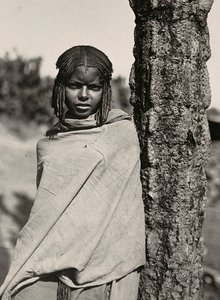 ファシズムの時代に帝国を築く：ビレン族の女性 1936年09月05日（モノクロ写真 作： Modestino Baldinetti