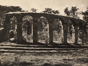 ファシズムの時代に帝国を築く：エチオピア・ゴンダールのファシラダス王の神殿、1936年09月05日（モノクロ写真 作： Modestino Baldinetti