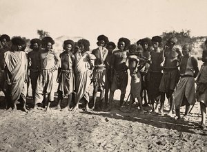 ファシズムの時代に帝国を築く：ベニ・アメルの部族 1936年09月05日（モノクロ写真 作： Modestino Baldinetti