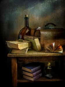  作： Mykhailo Sherman