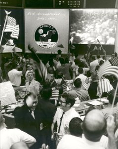 アポロ 11 号 - NASA、1969 年。 作： NASA Images