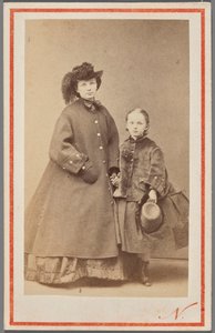 ヤドヴィガ・ガルチンスカ、旧姓プルシャク（1834-1917）、娘とともに 作： ナダール