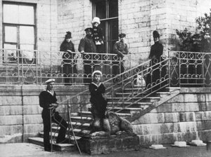 ロシアの皇帝アレクサンドル3世と家族、c1886 作： Nadar