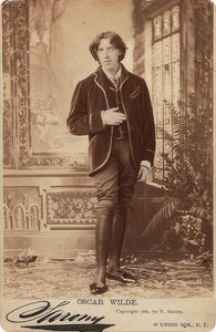オスカーワイルドの肖像（1854-1900）。 1882 作： Napoleon Sarony