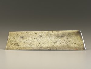 二股ノミ（張）、Qijia文化、紀元前2500-2000年（翡翠） 作： Neolithic Period Chinese School
