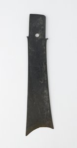 フォーク型のノミ（zhang）、Qijia Culture、c.2500-2000 BC（jade（nephrite）） 作： Neolithic Period Chinese School