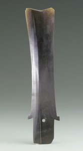 収穫用ナイフ（hu）、Qijia Culture、c.2500-2000 BC（ヒスイ） 作： Neolithic Period Chinese School