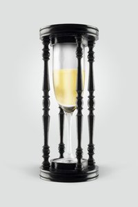今こそ飲む時だ、2022年（写真：Getty Images） 作： Niccolò Fioriti