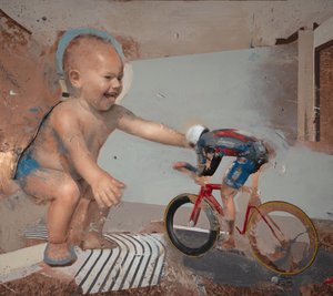 子供の自転車乗りII、2023年（銅に油彩） 作： Nicola Pucci