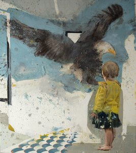 鷲を持つ少女、2022年（キャンバスに油彩） 作： Nicola Pucci