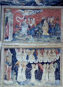 ヨハネの黙示録』（1373-1383）の掛け軸、n.49：第一の天使が勝利を告げる。その下、n.56では、7人の天使が神の怒りを表す7つの瓶を運んでいます。ニコラ・バタイユのタペストリー（1330-1405年 作： Nicolas Bataille
