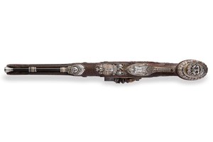 銀製のライフル銃のフリントロック式ピストルの1つ、ヴェルサイユ、1825年 作： Nicolas Noel Boutet
