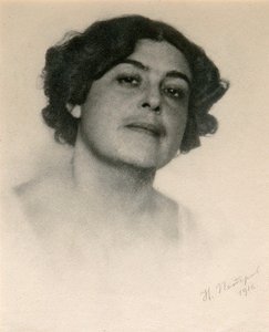 ロシアの女優ヴォロネツの肖像、1916年頃 作： Nikolai Petrov