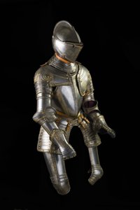 ヘンリー・ハーバート（ペンブローク伯爵）のために作られたと思われる3-クォーター・フィールド・アーマー。