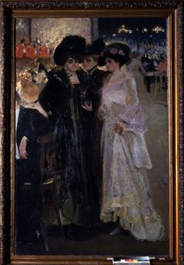 パリ（フランス）のカフェ。 （パリのカフェ）。 夜のシーン、3 人の女性が、遠くのテーブルで群衆の真ん中で話し合っています。オーケストラと街の街灯が見えます。 Alexander Alexandrovich Murashko（Alexander Murashko）（1875-1919）による絵画、キャンバスに油彩 作： Oleksandr Murashko