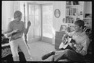 ボー・ブリッジスとジェフ・ブリッジスの兄弟が曲を作る様子 作： オーランド・スエロ