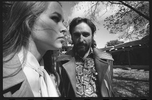 デニス・ホッパーとミシェル・フィリップス夫妻（ニューメキシコ州の自宅にて