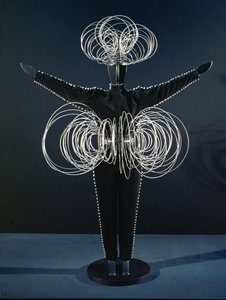  作： オスカー・シュレンマー