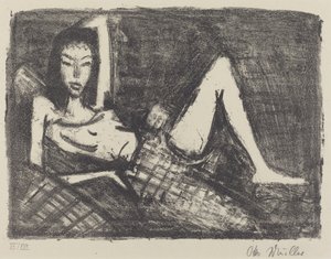 ソファの上の女の子