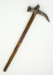 ウォー・ハンマー」1680年頃（鉄・木、銀線・布製 作： Ottoman School