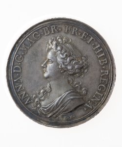 イギリス戦勝記念メダル 作： P. H. Muller