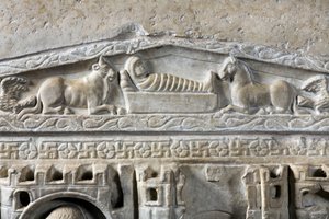 スティリコの石棺（大理石製 作： Paleo Christian
