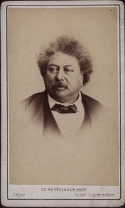 著者 アレクサンドル・デュマの父 1802～1870年頃。 1868年。 作： Paris . Photo studio Reutlinger
