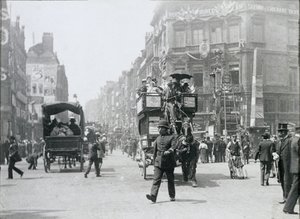 ルートゲートサーカス、ロンドン、女王のジュビリー、1897年の準備 作： Paul Martin