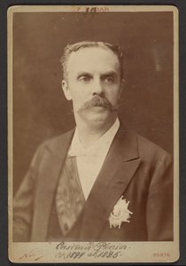  作： Paul Nadar