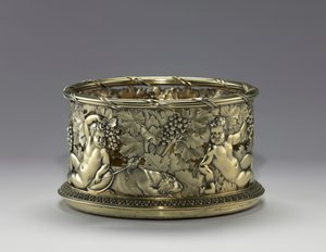 デカンタースタンド、1814年。 作： Paul Storr