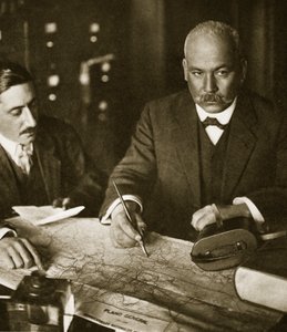 1911年にニューヨークのインペリアルホテルでバスケスゴメス博士 作： Paul Thompson