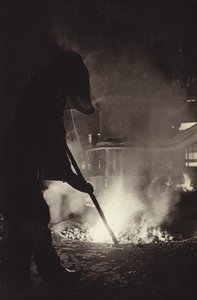 ドイツの産業 作： Paul Wolff