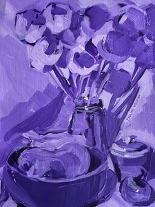 紫の花の静物画
