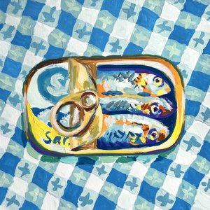 青いチェック柄のイワシ 作： Pauline Wegman | Key and Sea Creative