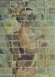 アケメネス朝時代イランのスーサにあるダリウス大王宮殿（紀元前548〜486年）のフリーズからの射手の詳細、紀元前500年頃（艶をかけられたレンガ）