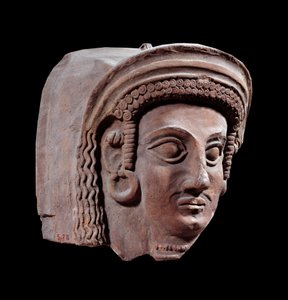 ペルシャ美術：ギリシャ・フェニキア人の石棺の断片。トルトセのネクロポリスから（紀元前4世紀） パリ、ルーヴル美術館