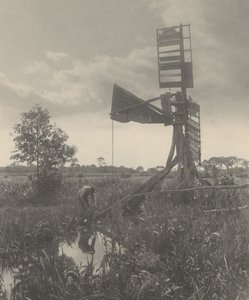 廃墟と化した水車（1886年）（写真 作： ピーター・ヘンリー・エマーソン