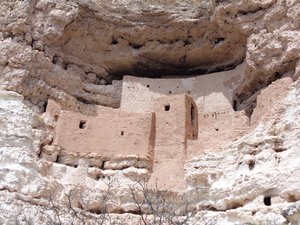ARIZONA MONTEZUMA CASTLE、2014、（写真） 作： Peter McClure