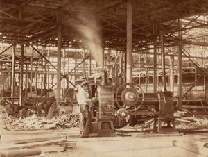 グランド トランセプト近くの蒸気機関、クリスタル パレス 作： Philip Henry Delamotte