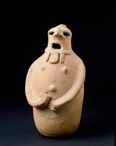 フェニキア文明：イスラ・プラナ（イビサ島）から出土したテラコッタ製の卵形の彫像。紀元前5世紀 薄さ24,7 cm イビサ、考古学博物館 作： Phoenician