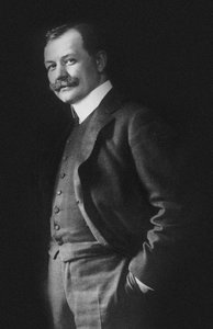作曲家フランツ・レハールの肖像 1870-1948. 作： Photo studio E. Bieber.