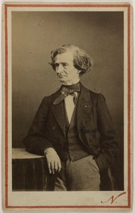 作曲家ヘクター・ベルリオーズの肖像、1803～1869年、1860年頃。 作： Photo studio Nadar.