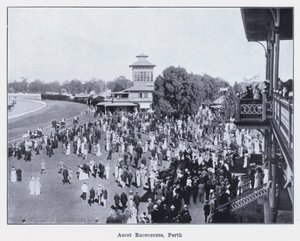 パース、アスコット競馬場（モノクロ写真 作： Photographer Australian