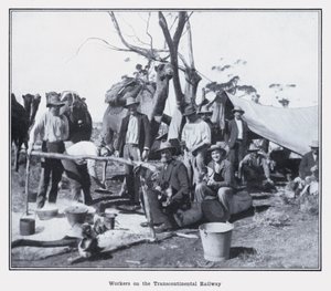 大陸横断鉄道で働く人々（モノクロ写真 作： Photographer Australian