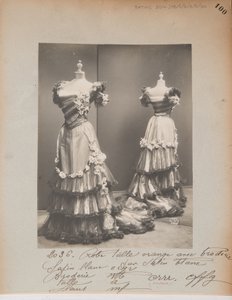アルバムページ。ハウス・オブ・ワース、ボールガウン 作： Photographer French