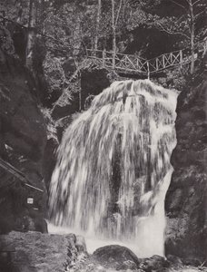 Amselfall（モノクロ写真 作： Photographer German