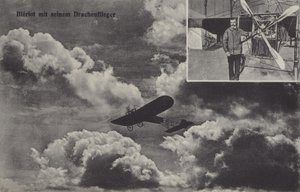 フランスの飛行家ルイ・ブレリオとその単葉機（モノクロ写真 作： Photographer German