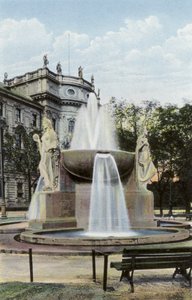 ミュンヘン：ノルンの泉（写真 作： Photographer German